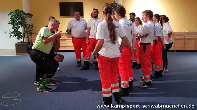 SV_Lehrgang Notfallsanitaeter_2019_004.jpg